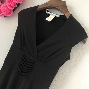 *Brown* Max Studio Vneck Sheath Dress